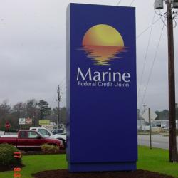 Monument & Pylon Signs